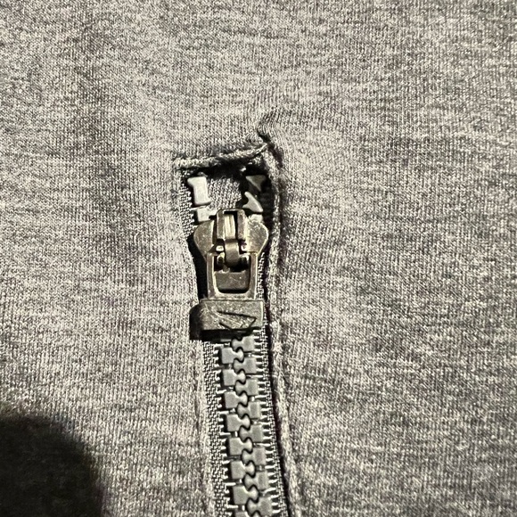 3 Gymshark Men’s OG Sleeveless Vests - Picture 10 of 11